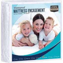 Utopia Bedding Zippered Mattress Encasement 100% Waterproof and Bed Bug Proof Mattress Protector Absorbent, Mattress Cover